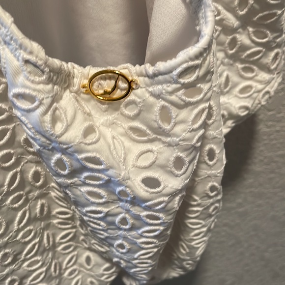 Jantzen white eyelet womens size 6 one piece bathing suit 🏊‍♂️☀️🌊 - Picture 3 of 5